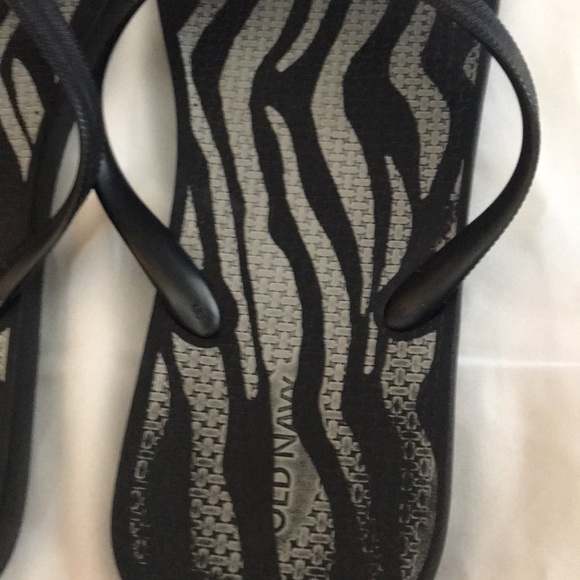 ⚡️FINAL PRICE⚡️ Old Navy Sandals - Picture 6 of 16